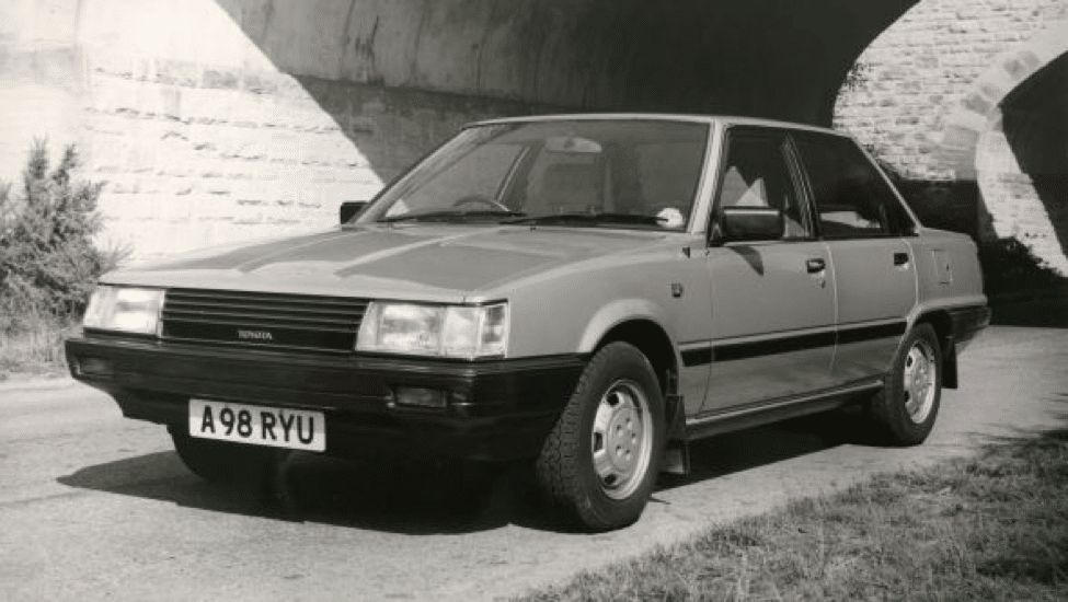 Chiếc xe Camry 1,8GL ra mắt năm 1983